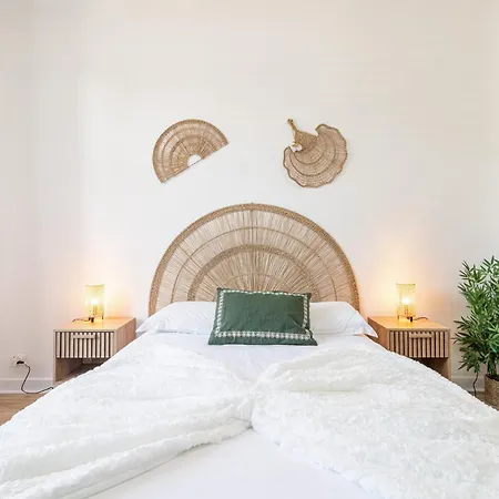 Apartman Large 2 Bdr & Garage Nizza