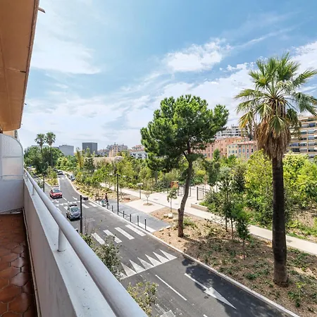 Large 2 Bdr & Garage Διαμέρισμα Νίκαια