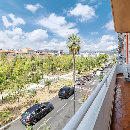 Large 2 Bdr & Garage * Nizza